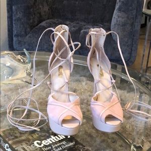 Guess pale pink Swede dream shoes!